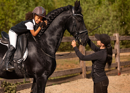 Benefits of Joining a Horse Club Community