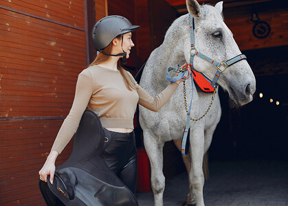 Essential Gear Every Beginner Rider Should